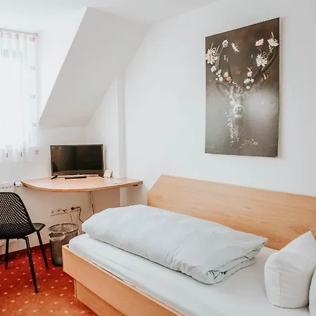 Hirsch Hotel